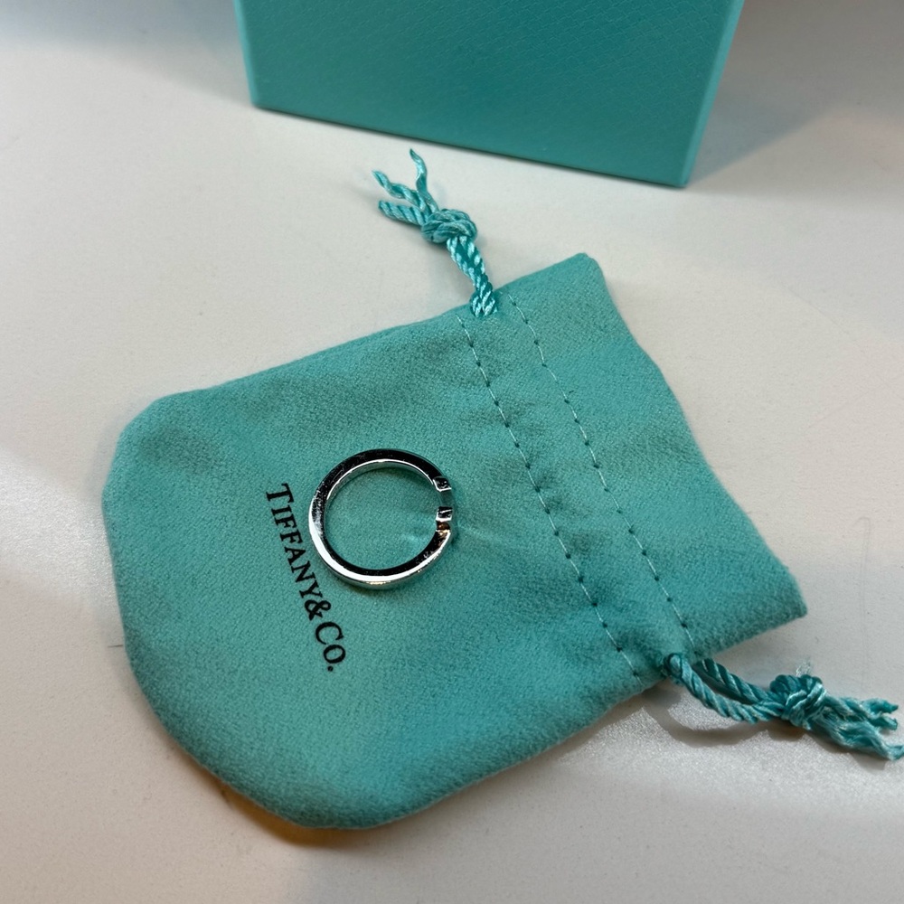 Tiffany T Square Ring in Sterling Silver - Picture 6 of 9
